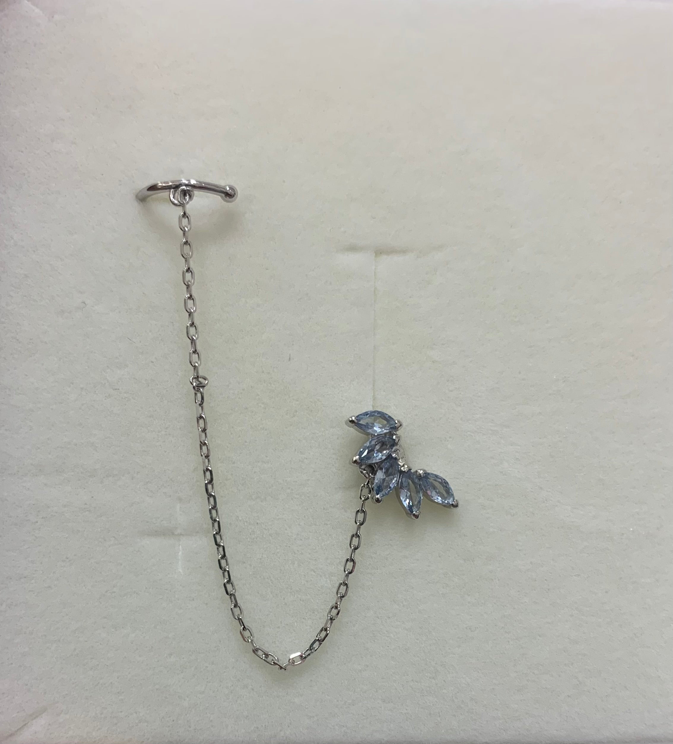 Mono Orecchino PETALI ZIRCONI con earcuff