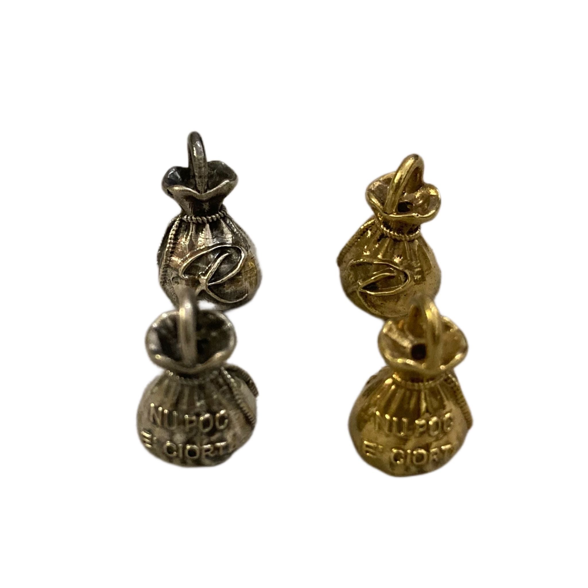 Ciondolo NU’ POC E CIORTA