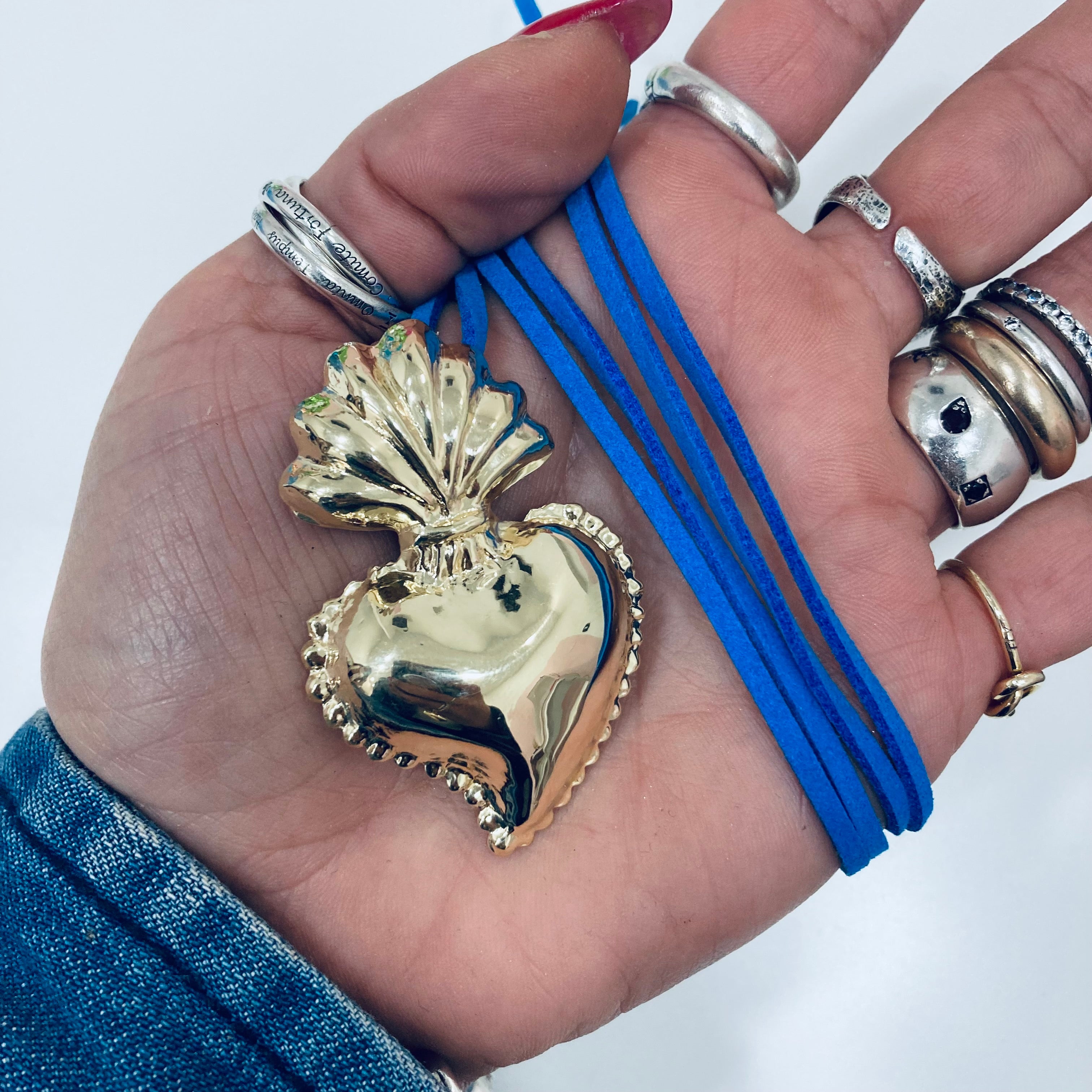 Collana filo Cuore Sacro in argento 925 di RabiosaJewels