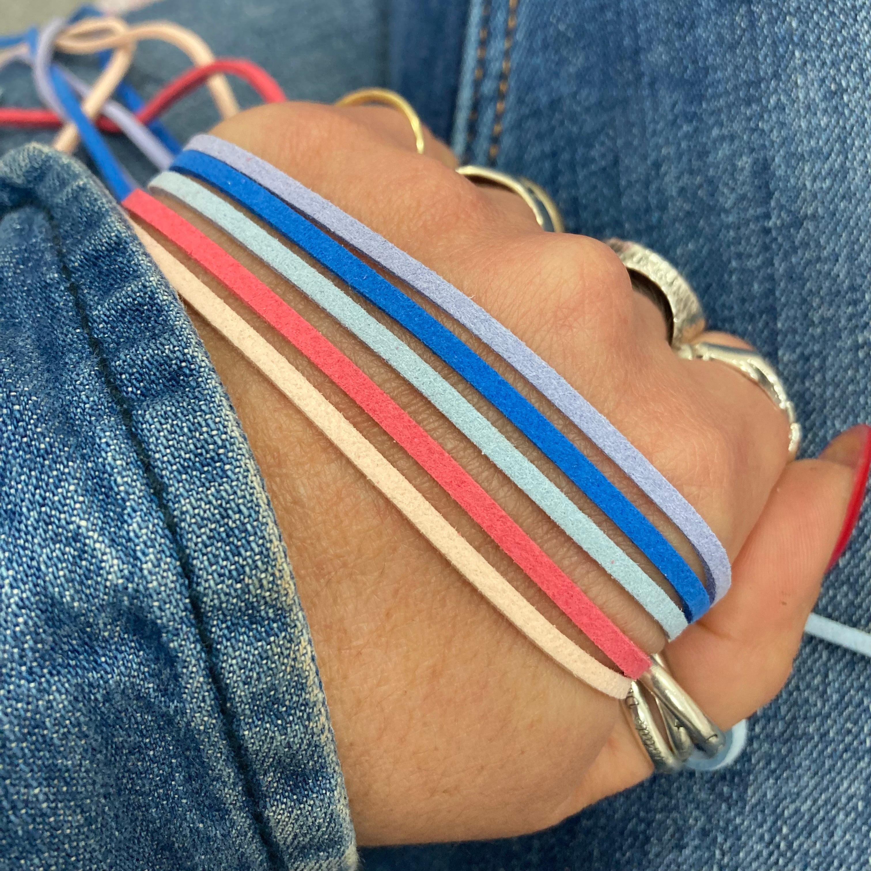 Colori filo per collana Cuore Sacro in argento 925 di RabiosaJewels