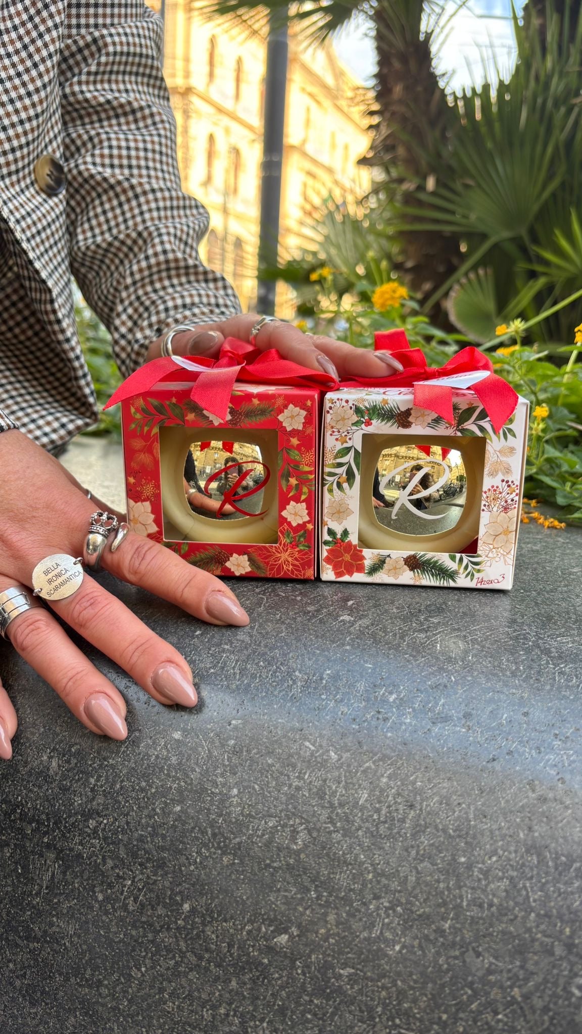 MYSTERY BALL XMAS EDITION