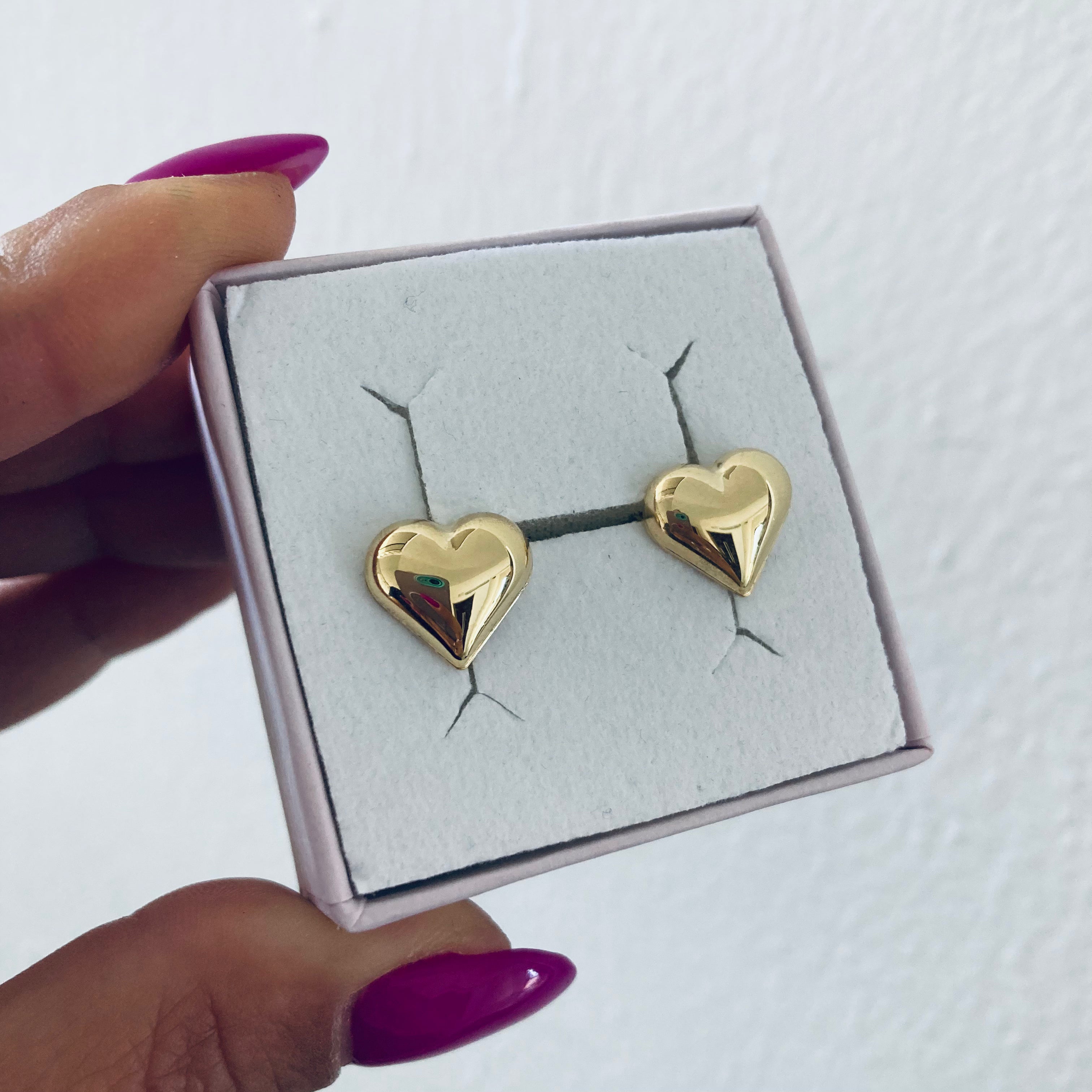 orecchini cuore bombato da lobo in argento 925. RabiosaJewels