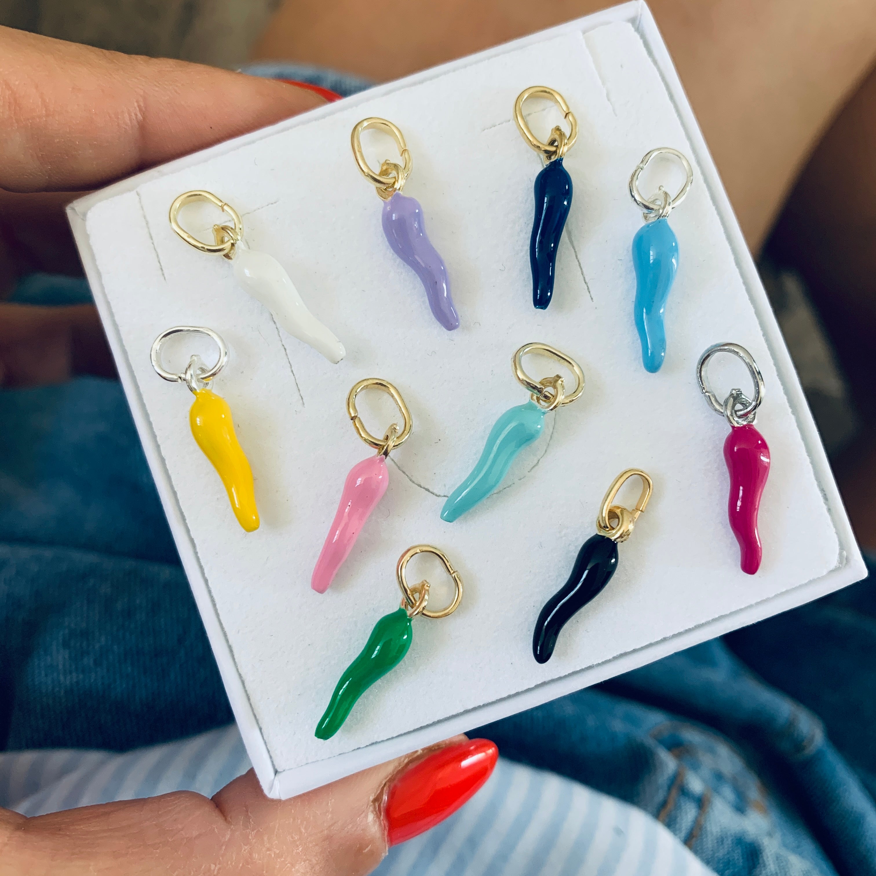 RabiosaJewels. ciondolo corno colorato portafortuna .argento925