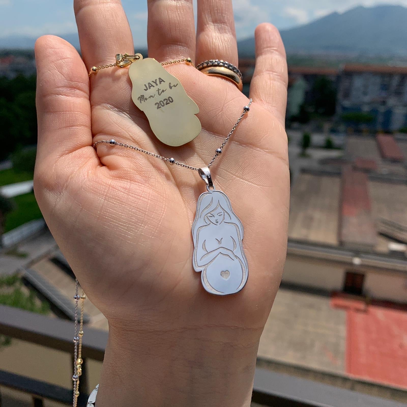 RabiosaJewels. Collana Mom To Be in argento 925. personalizzabile sul retro. Disponibile sia gold che silver. (4662309126207)