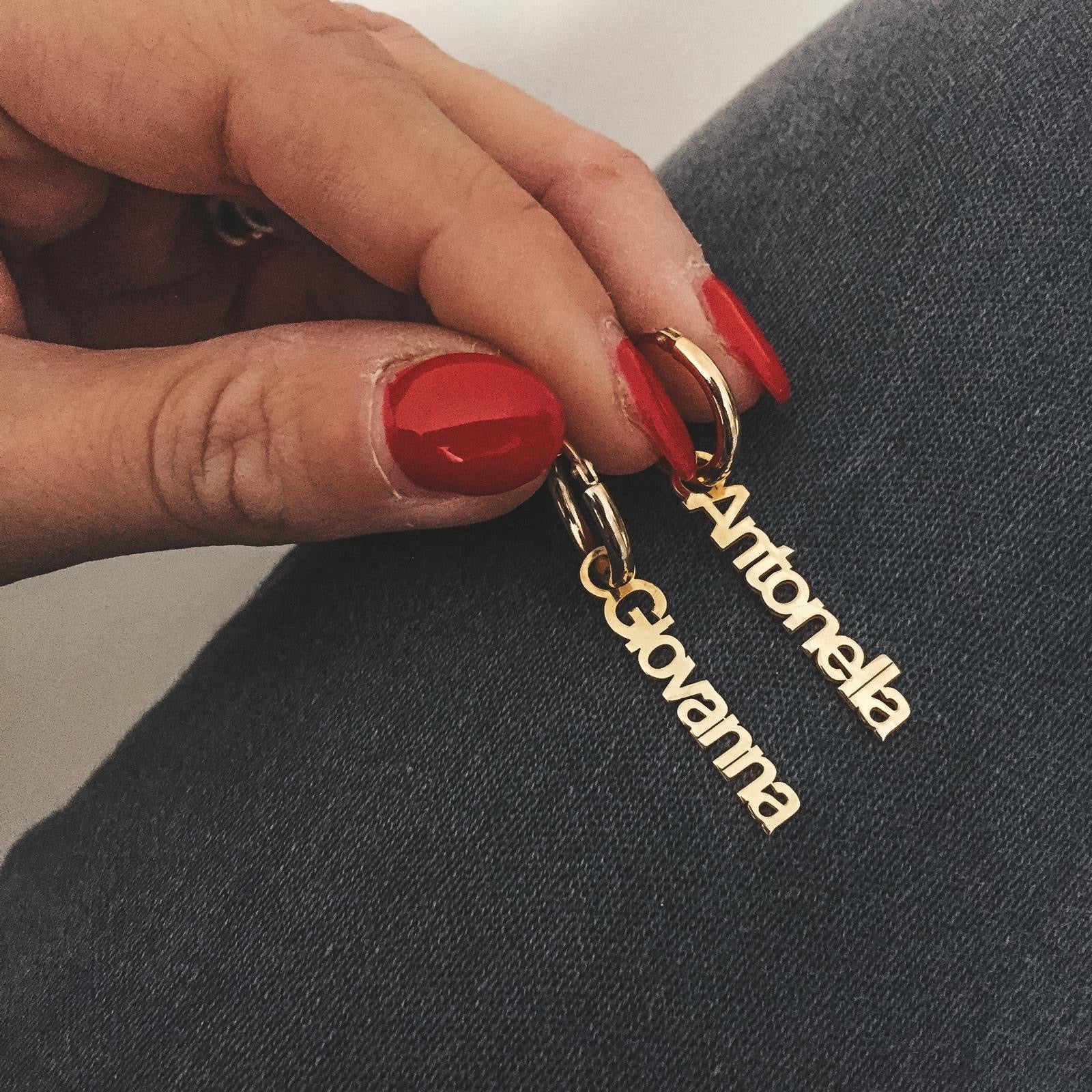 RabiosaJewels. mono hoop con nome Antonella e Giovanna in argento925. (4452943069247)