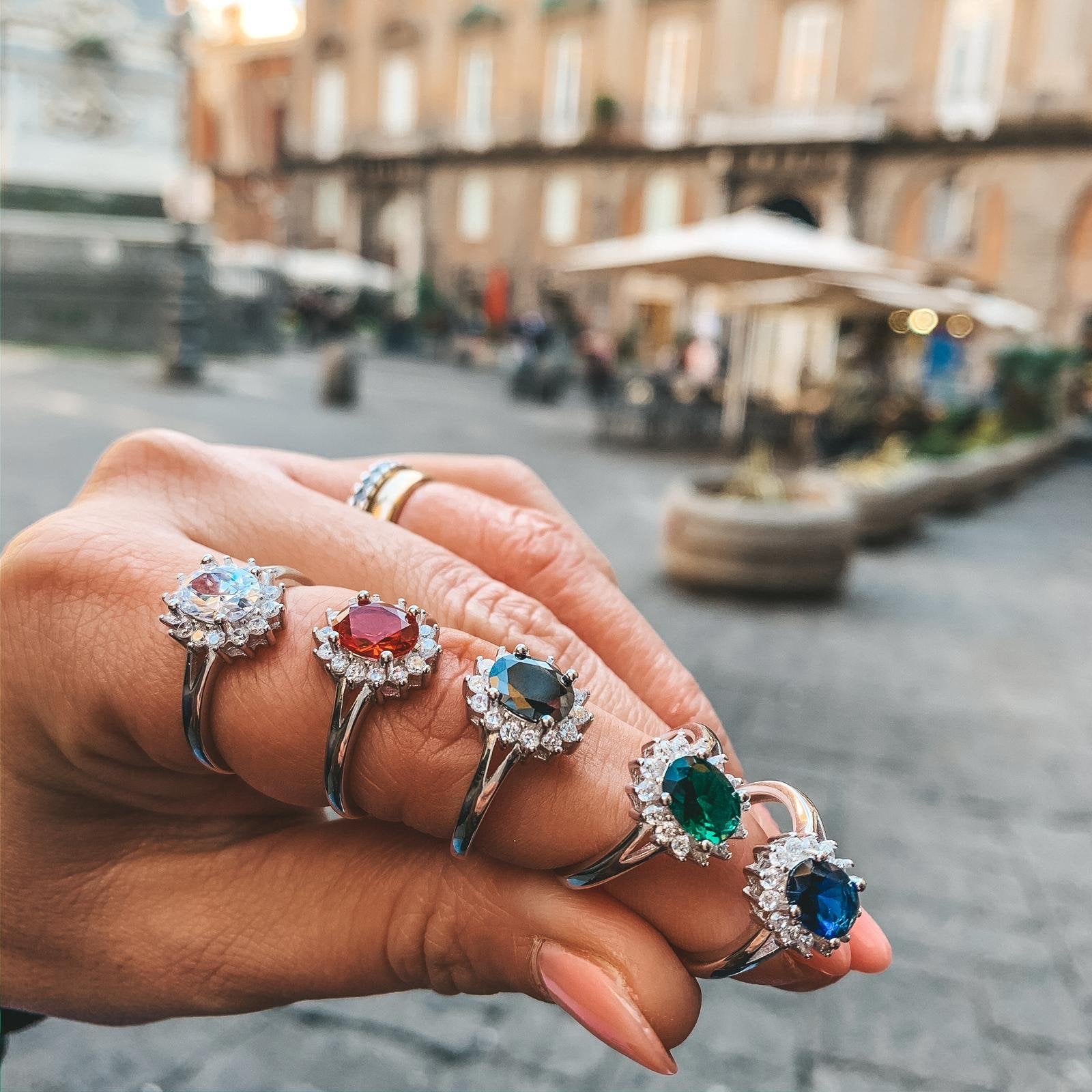 RabiosaJewels. Anello Kate in argento e zirconi. Verde, Rosso, Blu, Nero e Bianco. Regolabile. (4463420637247)