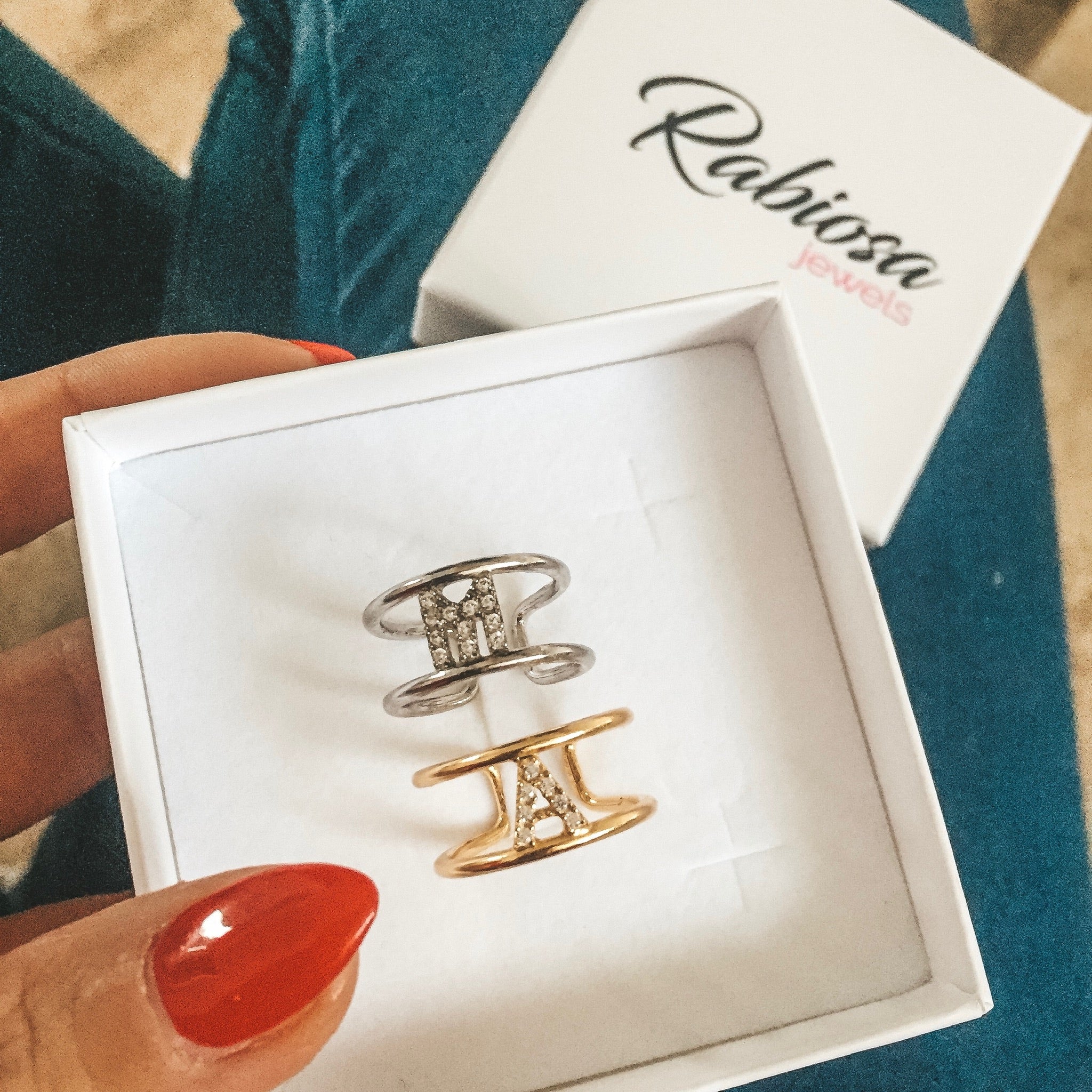 Anello Binario con Iniziale in Zirconi (4377018597439)