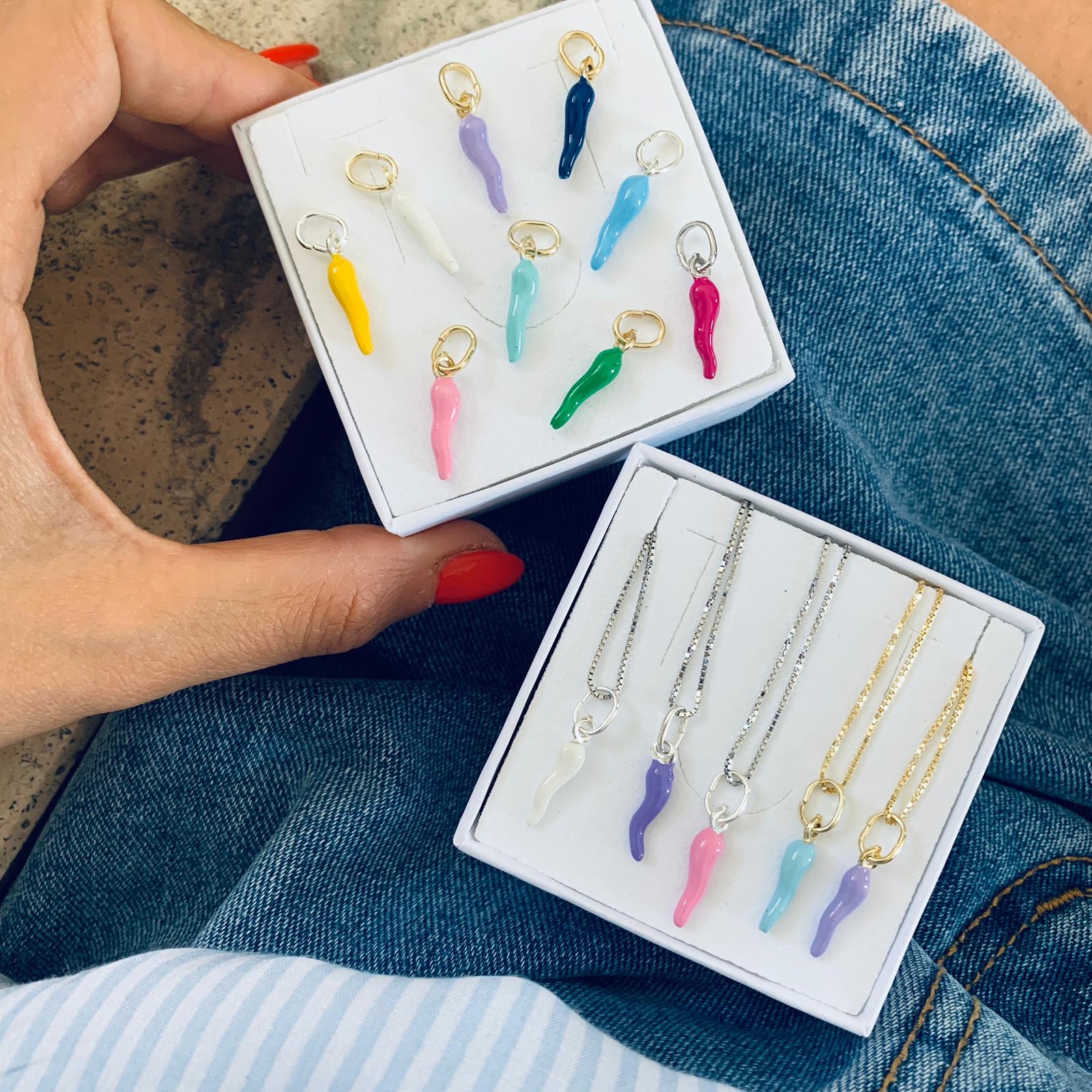 collana con cornetto colorato a scelta. RabiosaJewels. argento 925