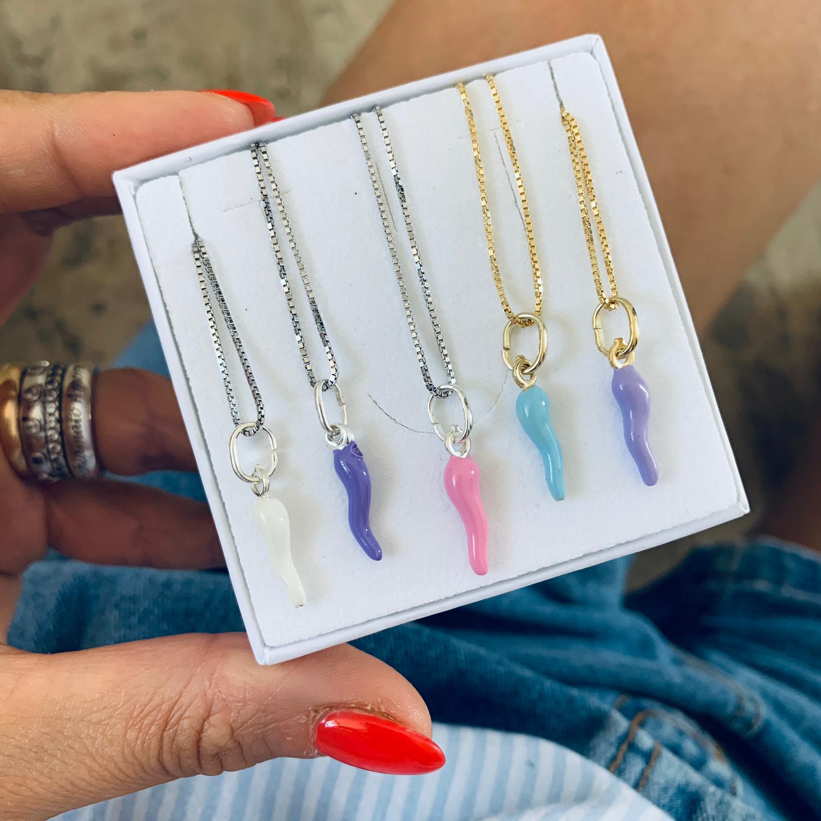 collana con cornetto colorato a scelta. RabiosaJewels. argento 925