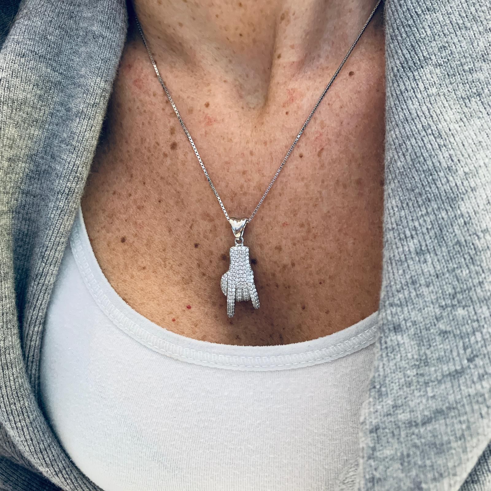 collana corna luxury in argento 925 composta da catena veneziana doppio spessore e ciondolo corna con zirconi incastonati. Rabiosajewels