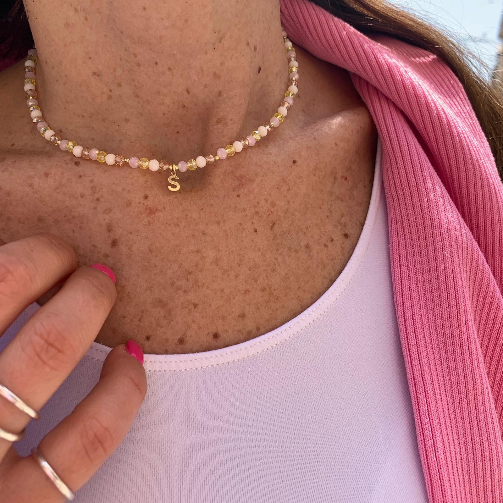 collana procida in argento 925 con cristalli nelle tonalità del beige. ciondolo micro lettera a scelta. RabiosaJewels
