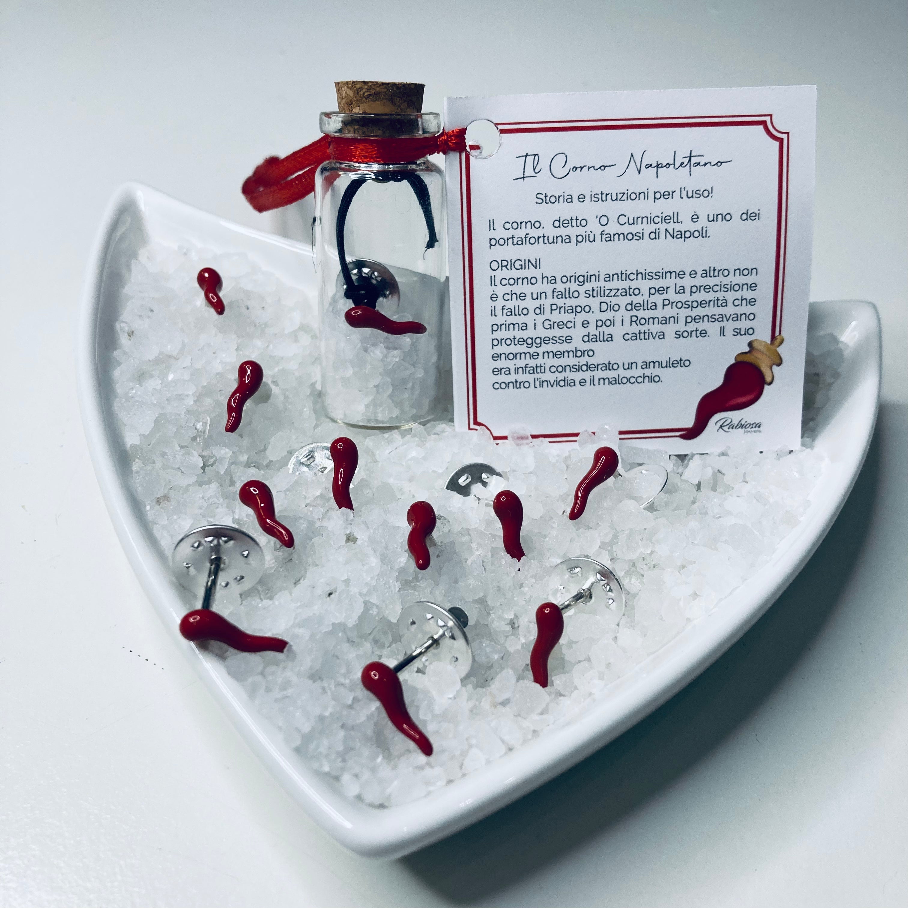 spilla corno rosso napoletano in argento 925 di RabiosaJewels