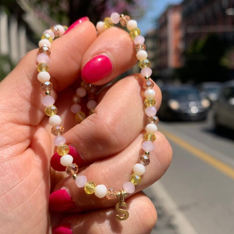 collana procida in argento 925 con cristalli nelle tonalità del beige. ciondolo micro lettera a scelta. RabiosaJewels