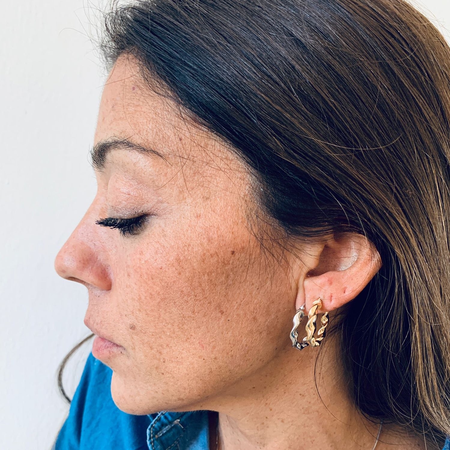 orecchini torcono in argento 925 di Rabiosajewels. disponibili silver e gold. misura 2cm