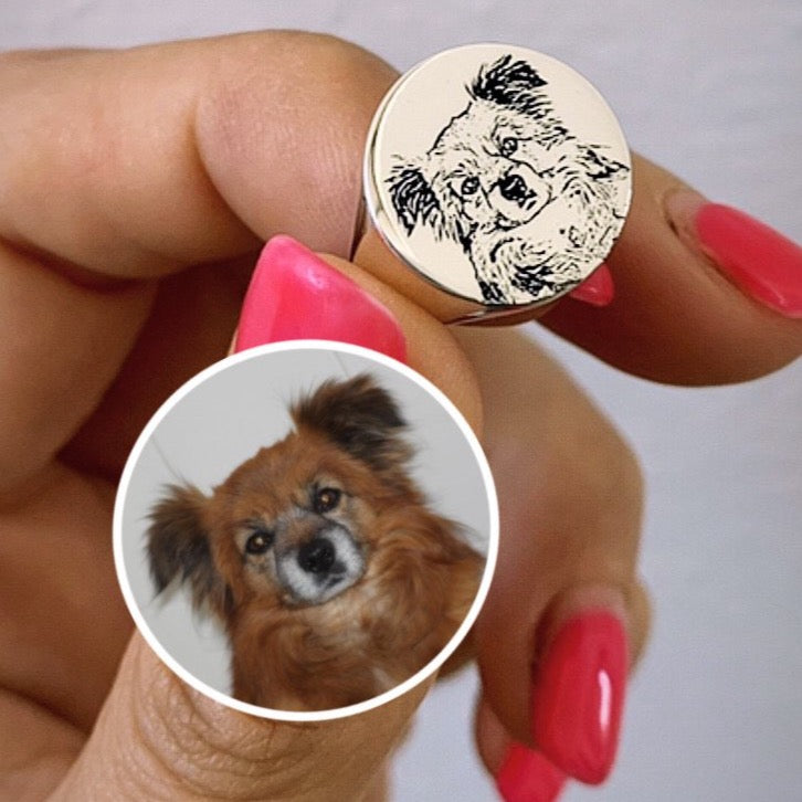 chevalier pet in argento 925 di Rabiosa Jewels. Anello da mignolo o da anulare regolabile dove puoi incidere il tuo animale