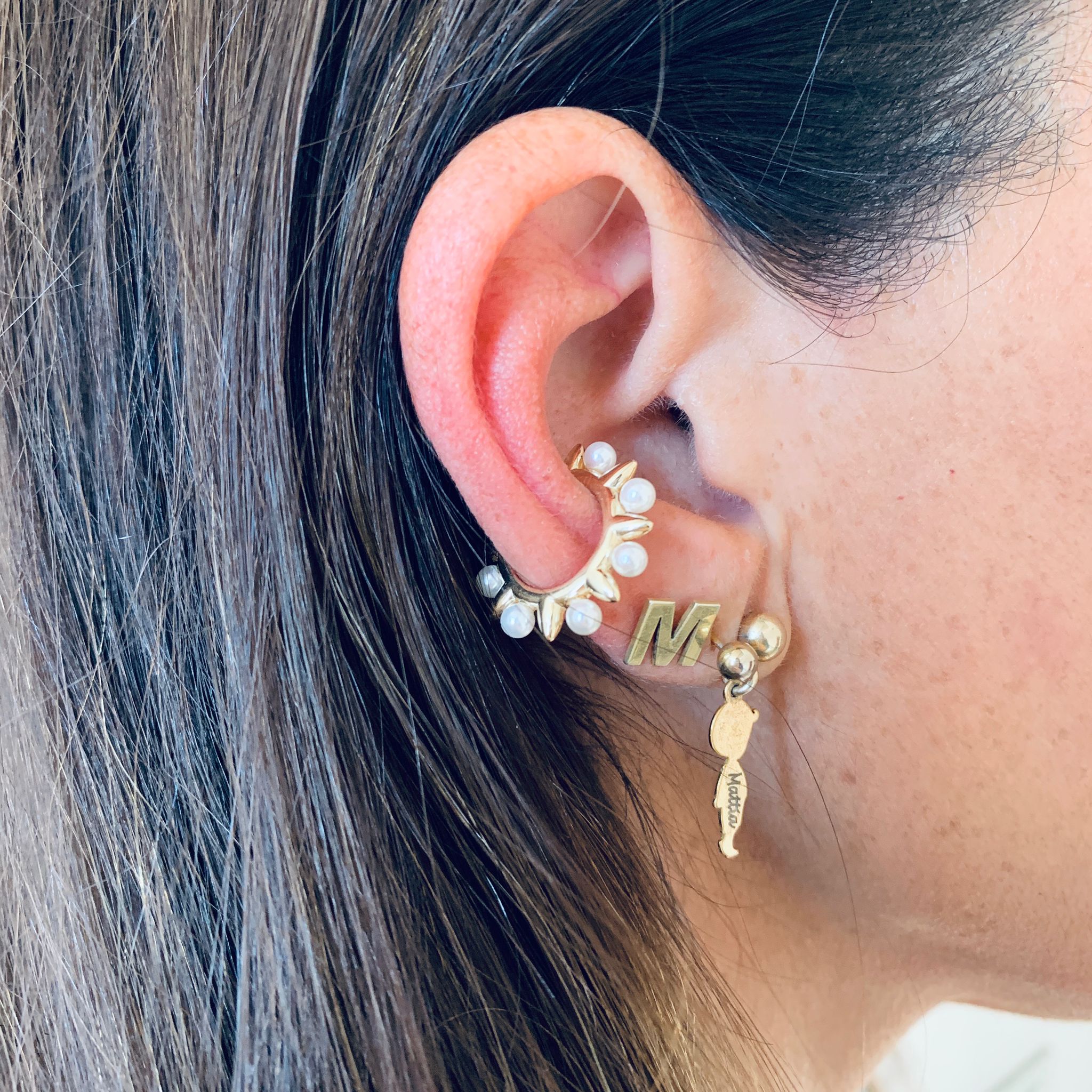 earcuff perle rock in argento 925 di RabiosaJewels. versione gold. indossato.fake Earring.orecchino senza buco.finto orecchino