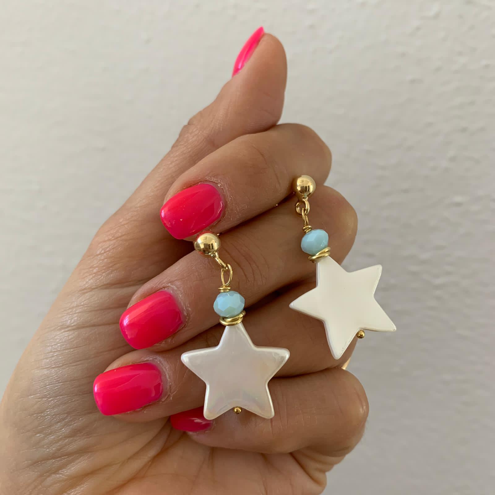 rabiosajewels. orecchini con stella in pietra di Maiorca, cristallo turchese e rifiniture in argento 925. orecchini. earrings. orecchini estivi