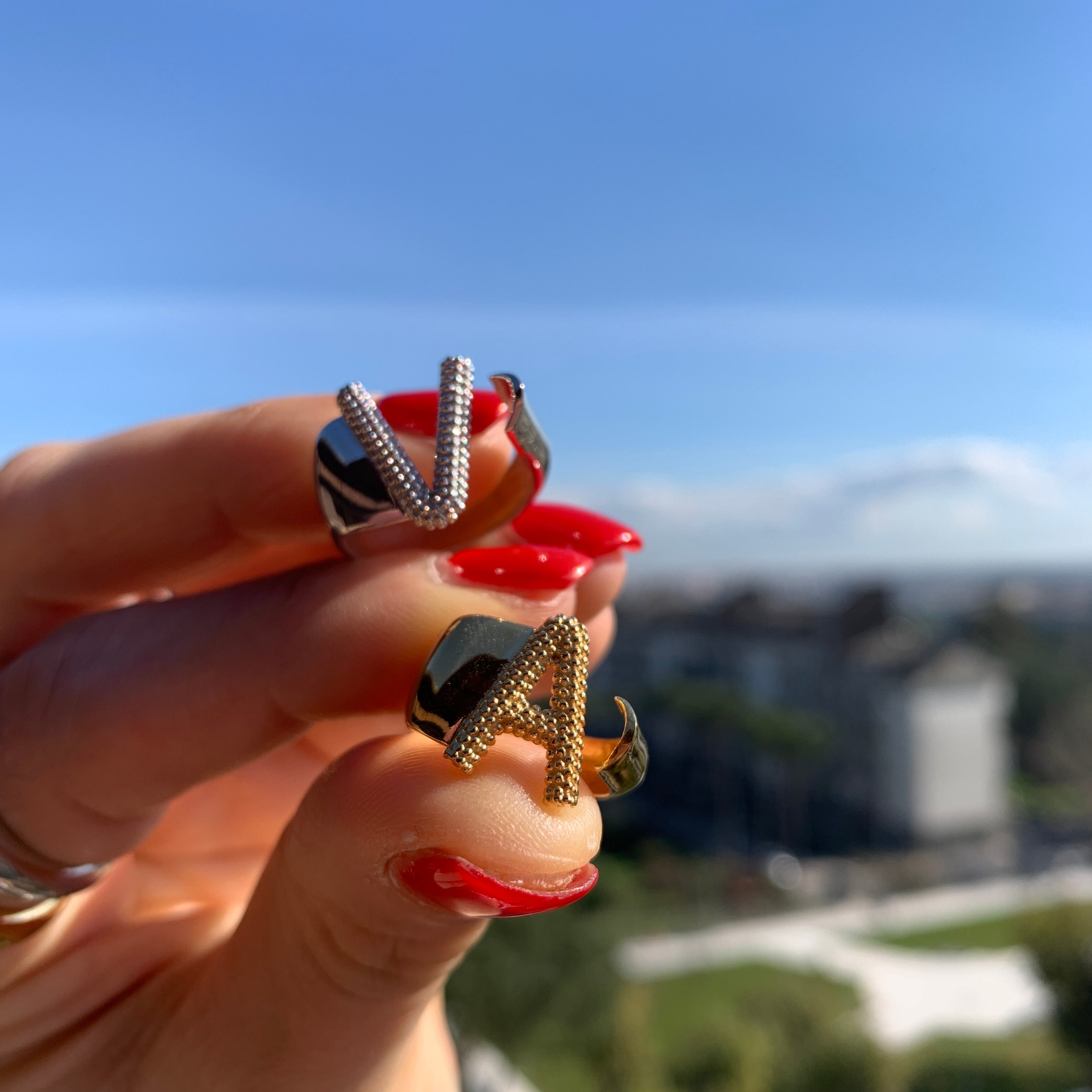 rabiosajewels_anello iniziale puntinè_silver_gold. In argento925 regolabile.