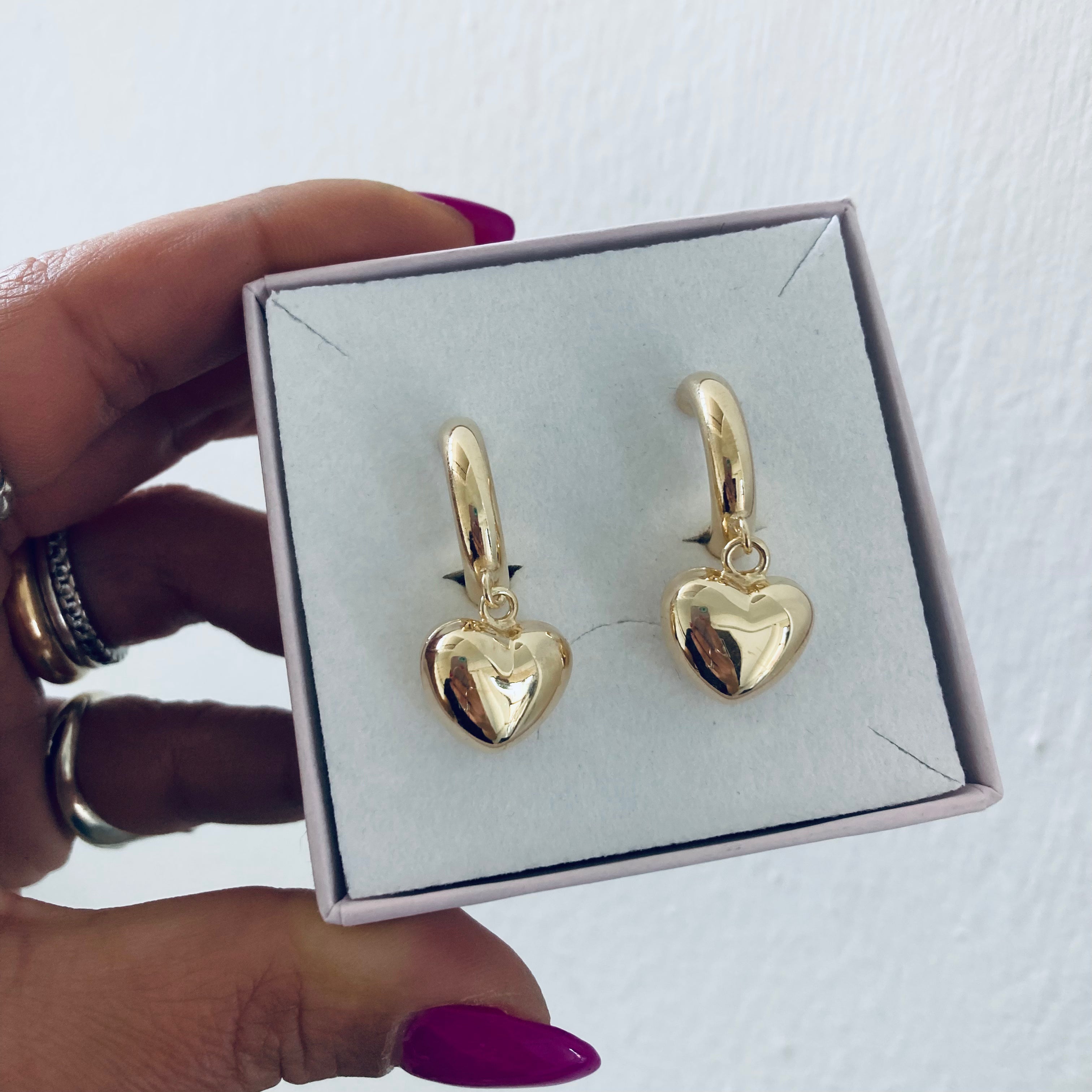 orecchini cerchi con cuore bombato in argento 925. RabiosaJewels 
