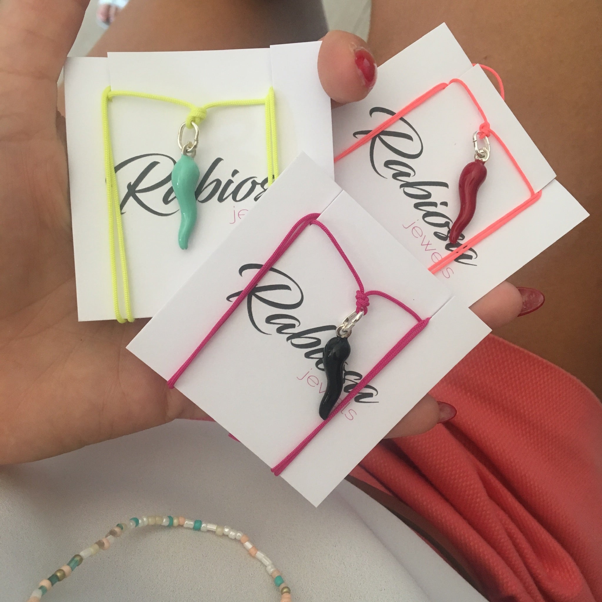 collana cordoncino colorato e cornetto grande. argento925. rabiosajewels (4380171042879)