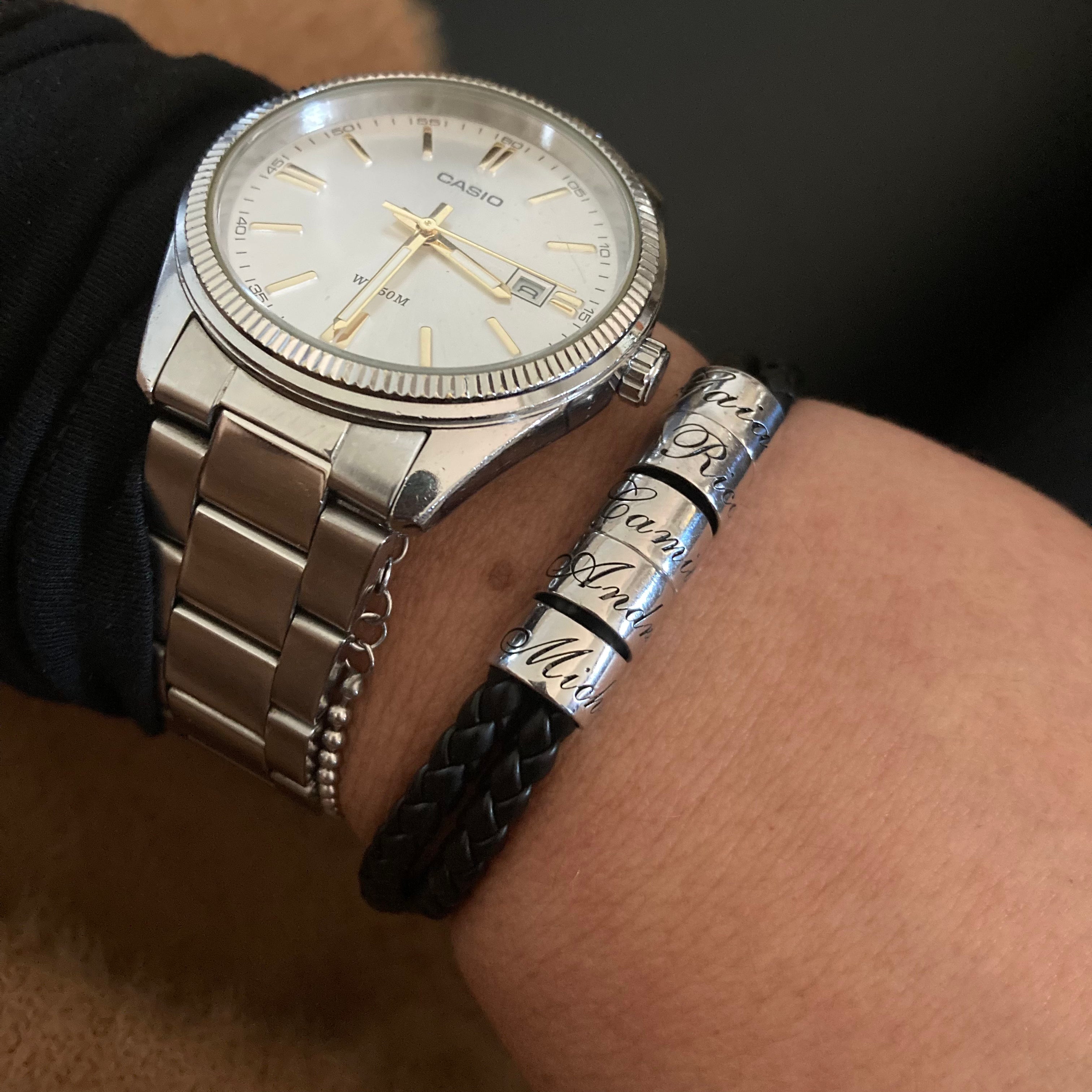 bracciale twist in caucciù e argento 925. le rondelle sono personalizzabili nel numero e nell'incisione. Rabiosajewels