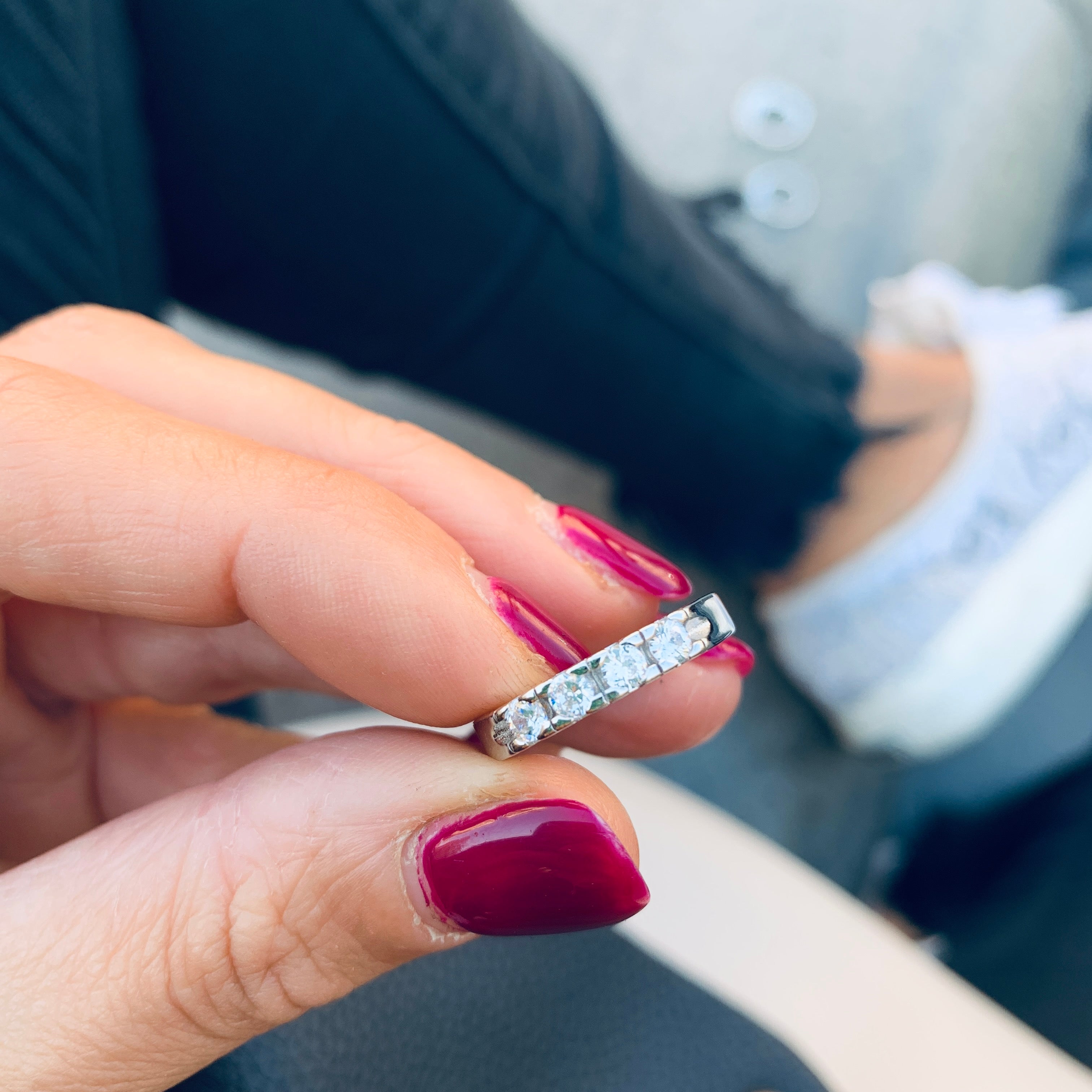 semi veretta in argento 925 con 4 pietre. RabiosaJewels 
