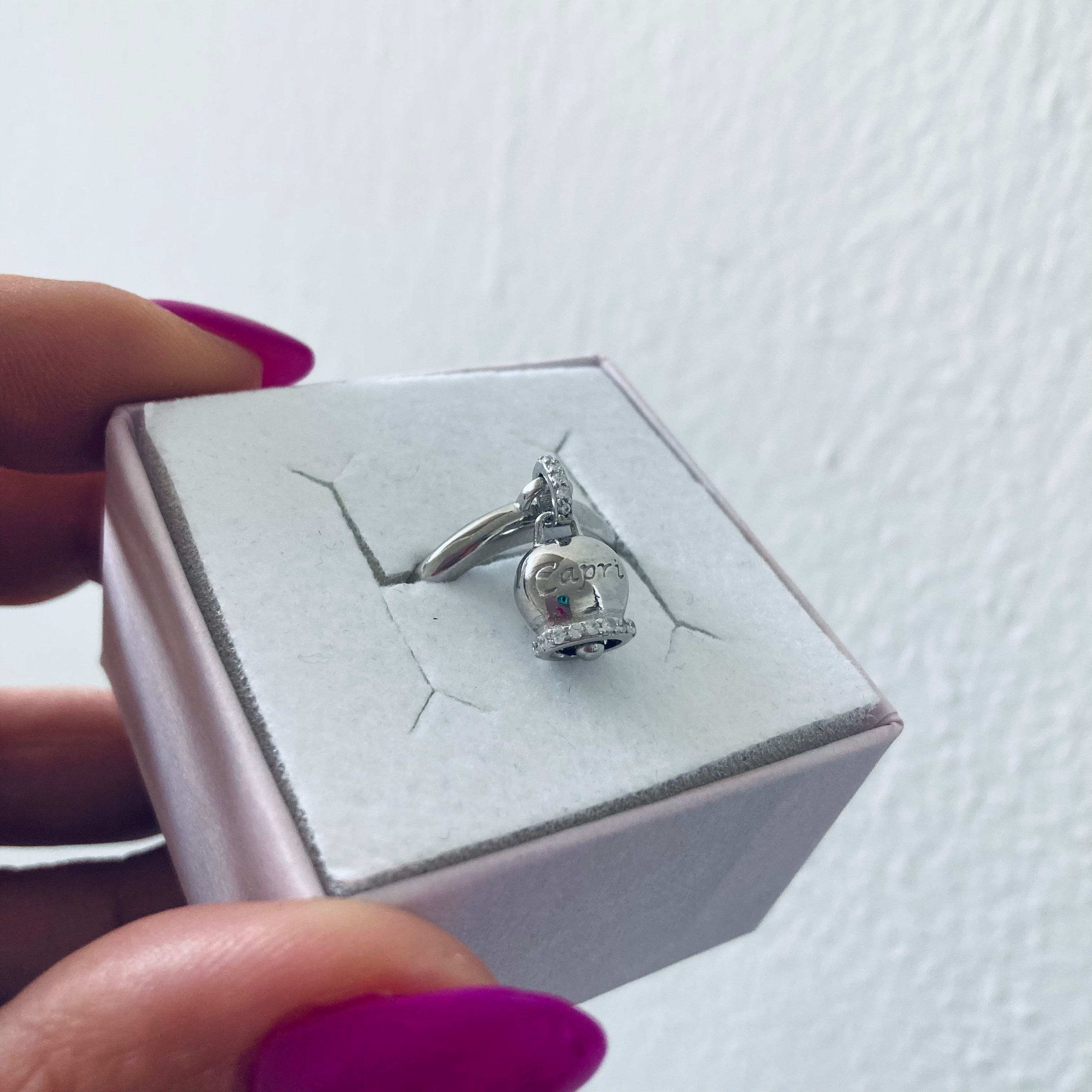 anello campanella di Capri in argento 925 con giro di zirconi. RabiosaJewels 