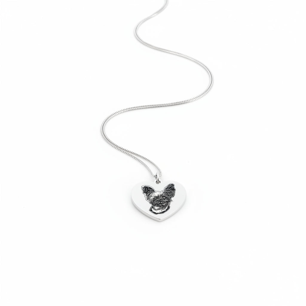 collana foto ritratto in argento 925 di Rabiosajewels. fotoincisione cane