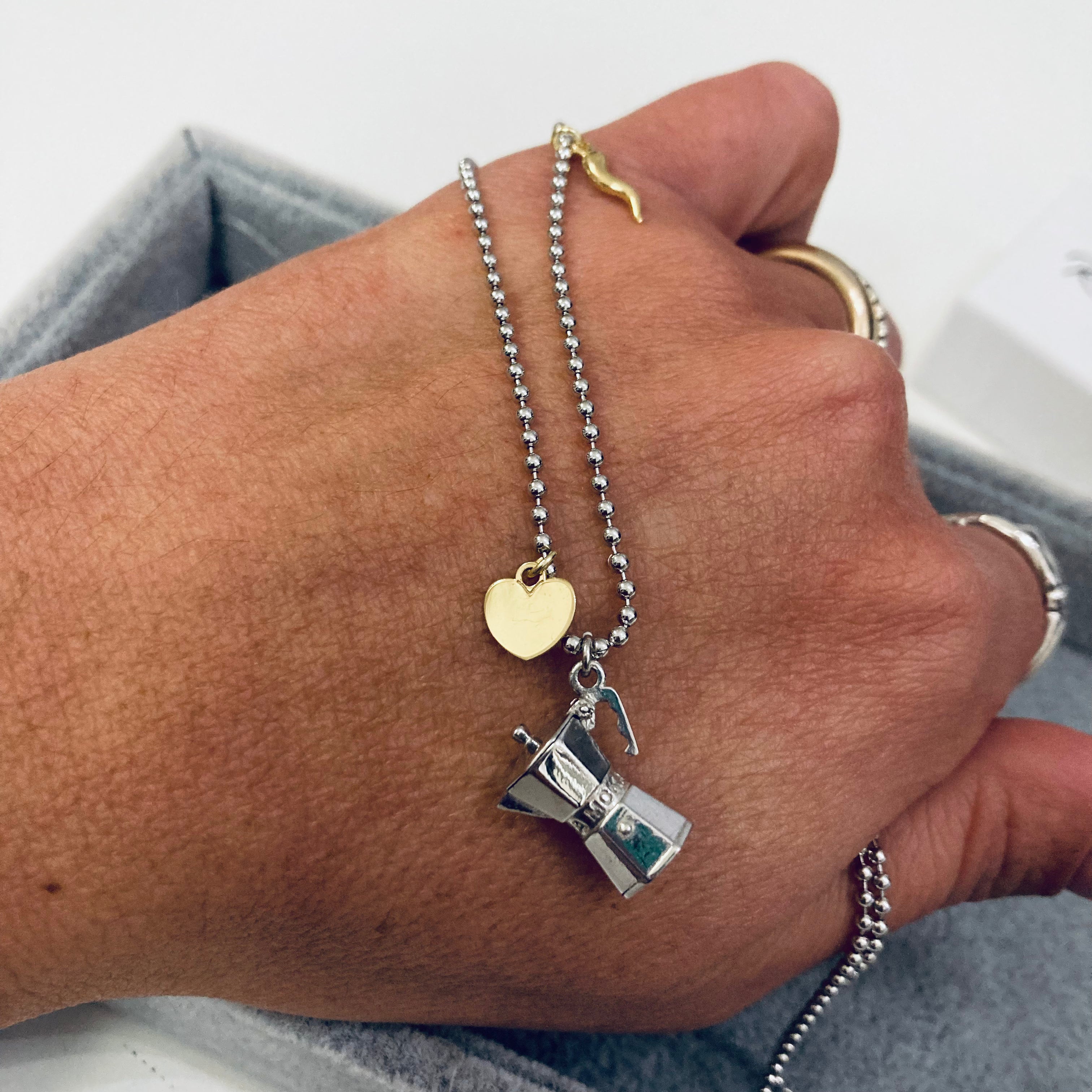 collana moka di rabiosa in argento 925. collana con ciondolo macchinetta del caffè