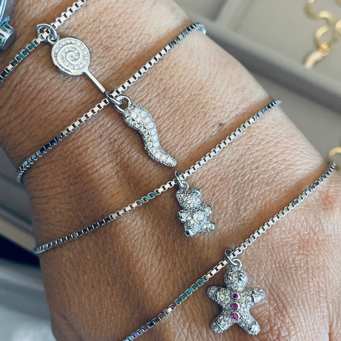 bracciale filo con ciondolo zirconi a scelta. argento925. RabiosaJewels. galvanica silver